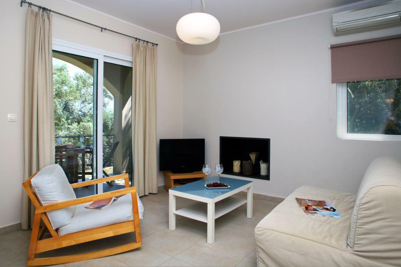 Maria Apartment Tsoukaladhes